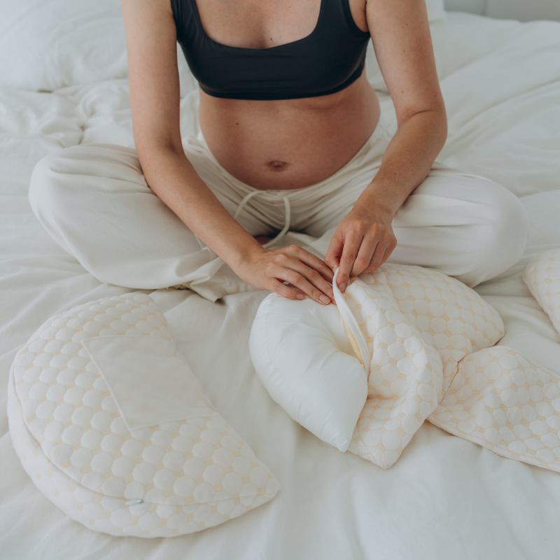 Women’s Pregnancy Pillow | Adjustable Shape